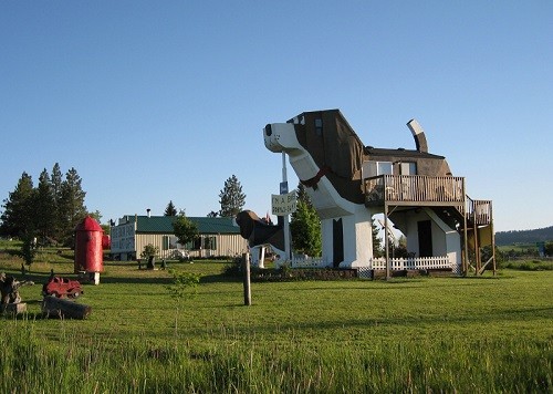 Unsual Hotels Around the World - Dog Bark Park Inn Unsual Hotels Around the World - Dog Bark Park Inn
