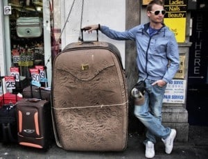 Roller Bag vs Backpack - Which Is Better for Traveling?