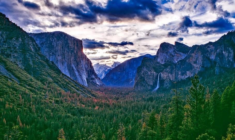 Yosemite Hiking Trails - Yosemite National Park