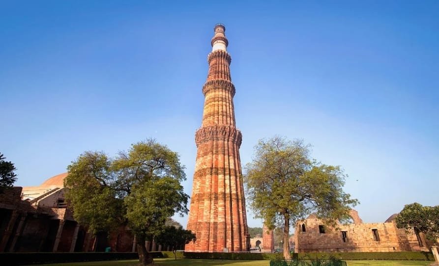 qutab minar delhi